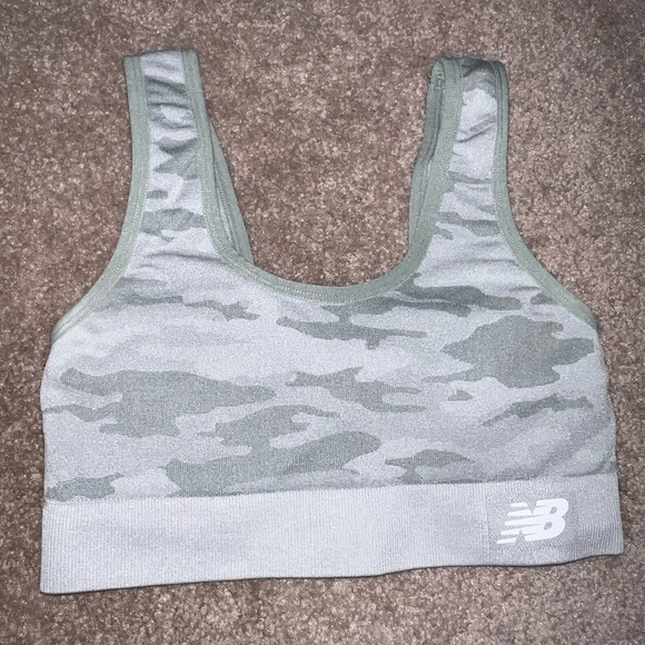 New balance camo sports bra - Picture 1 of 2